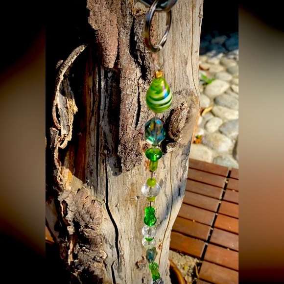 Green crystal Sun Catcher - Picture 6 of 13